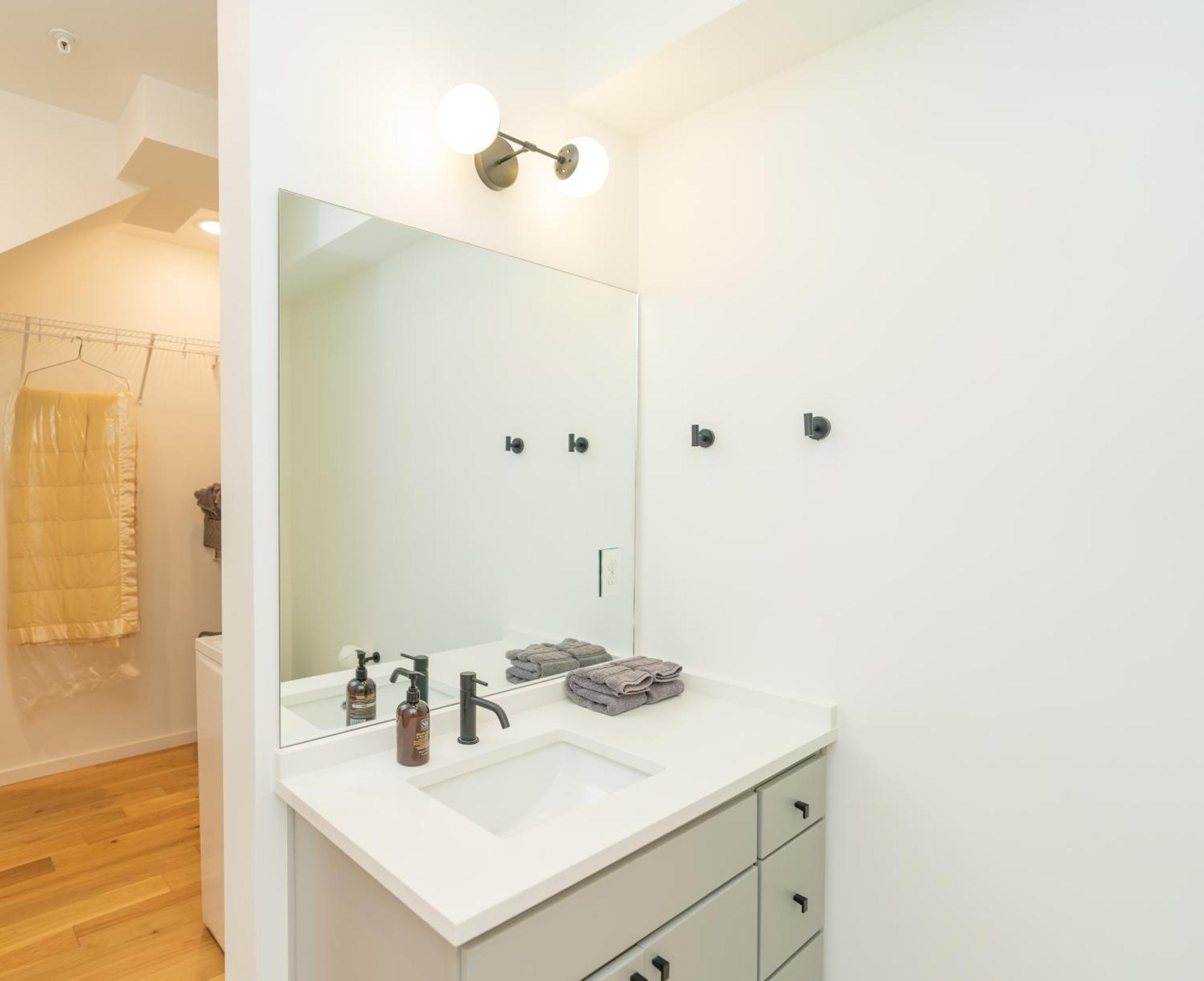 Your St Elmo Getaway For Rock & Ruby Falls, 2bd Townhome, 6 Min To Downtown Appartement *