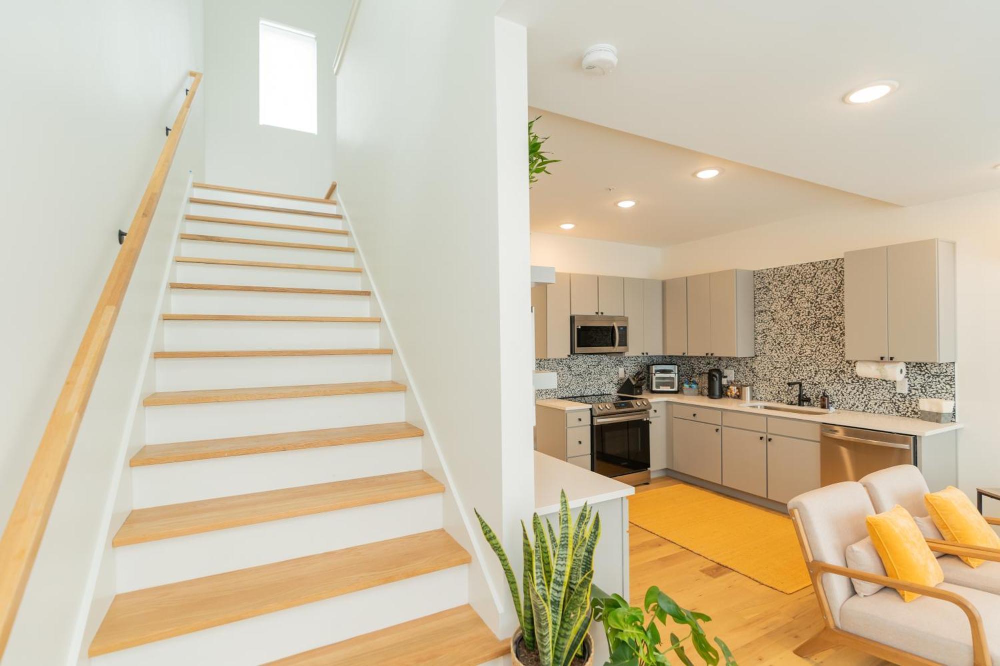 Your St Elmo Getaway For Rock & Ruby Falls, 2bd Townhome, 6 Min To Downtown