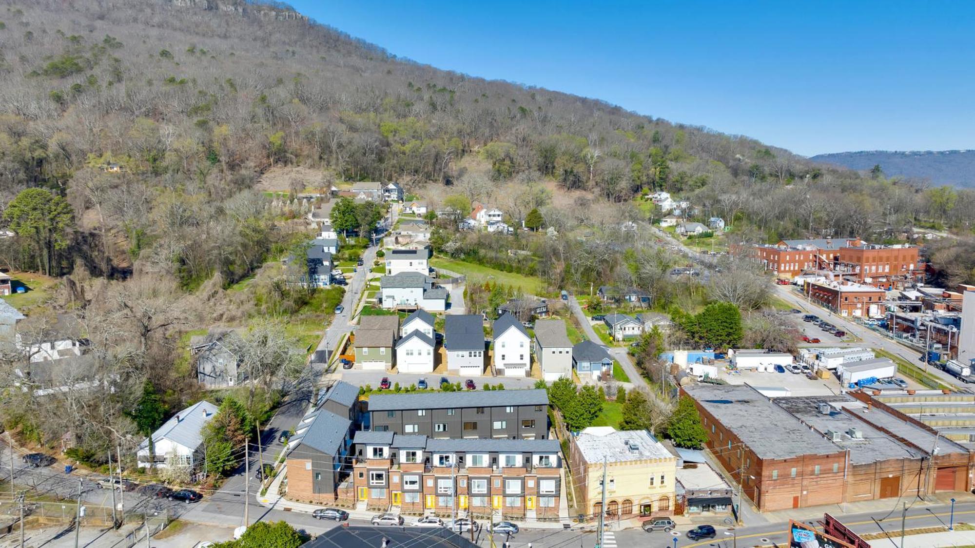 Your St Elmo Getaway For Rock & Ruby Falls, 2bd Townhome, 6 Min To Downtown *